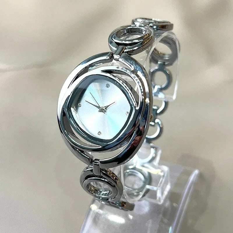 Luxury Classic Golden Watch Women Fashion Women Wristwatches Relojs Para Mujer Alloy Strap Round Rhinestone Dail Quartz Watches