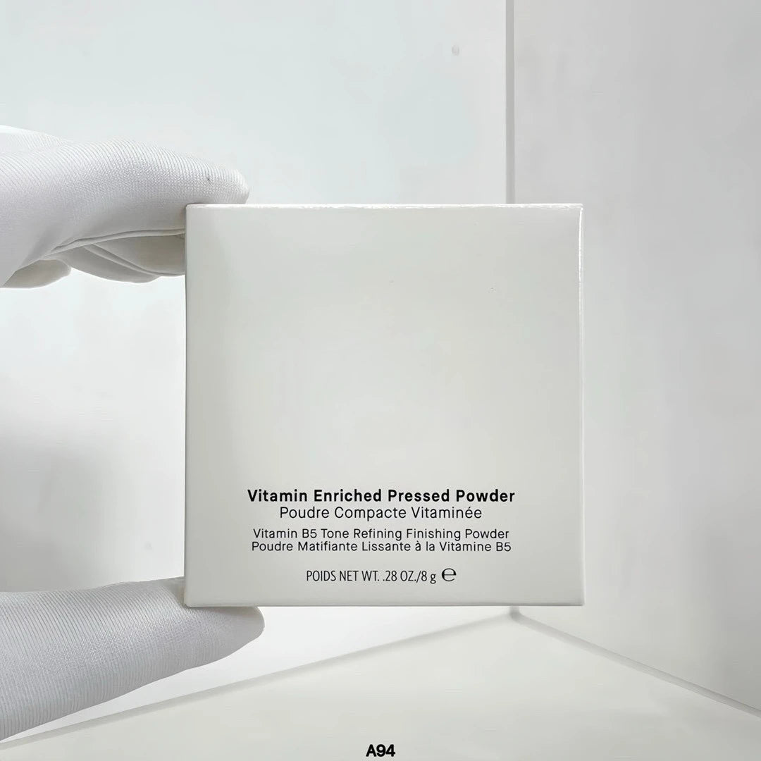 MAKE UP TOOL MAKEUP VITEMIN PRESSED POWDER 8G