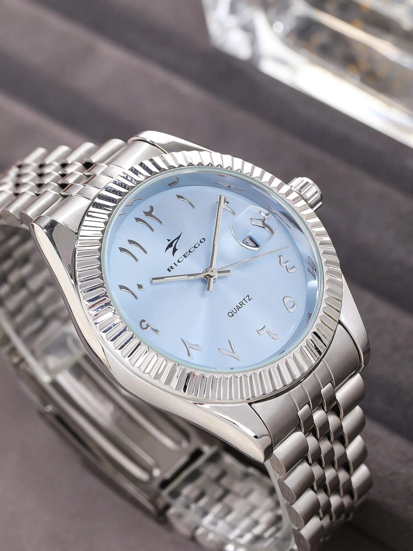 New Men Date Watches High-end Luxury Casual Calendar Stainless Steel Business WristWatch Leisure Sport WristWatch Clock