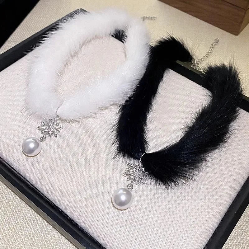 Plush Choker Neck Ring Pearl Necklace Women's Sexy Black White Furry Clavicle Chain Lolita Sweet Adjustable Neck Chains Jewelry