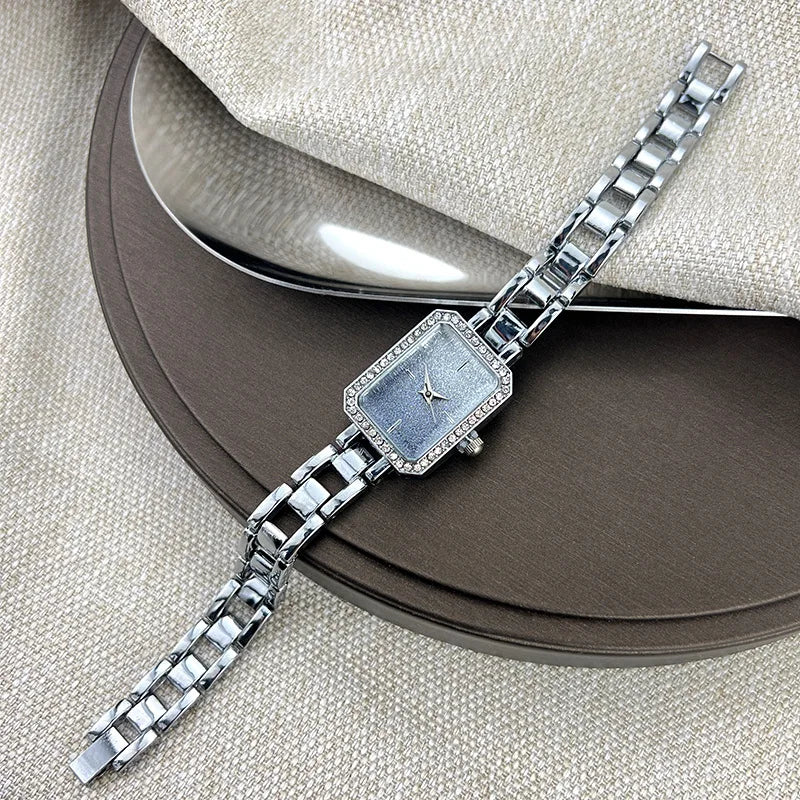 Luxury Crystal Elegant Watches For Women Gold Bracelet Jewelry Quartz Wristwatch New Fashion Retro Original Ladies Watch