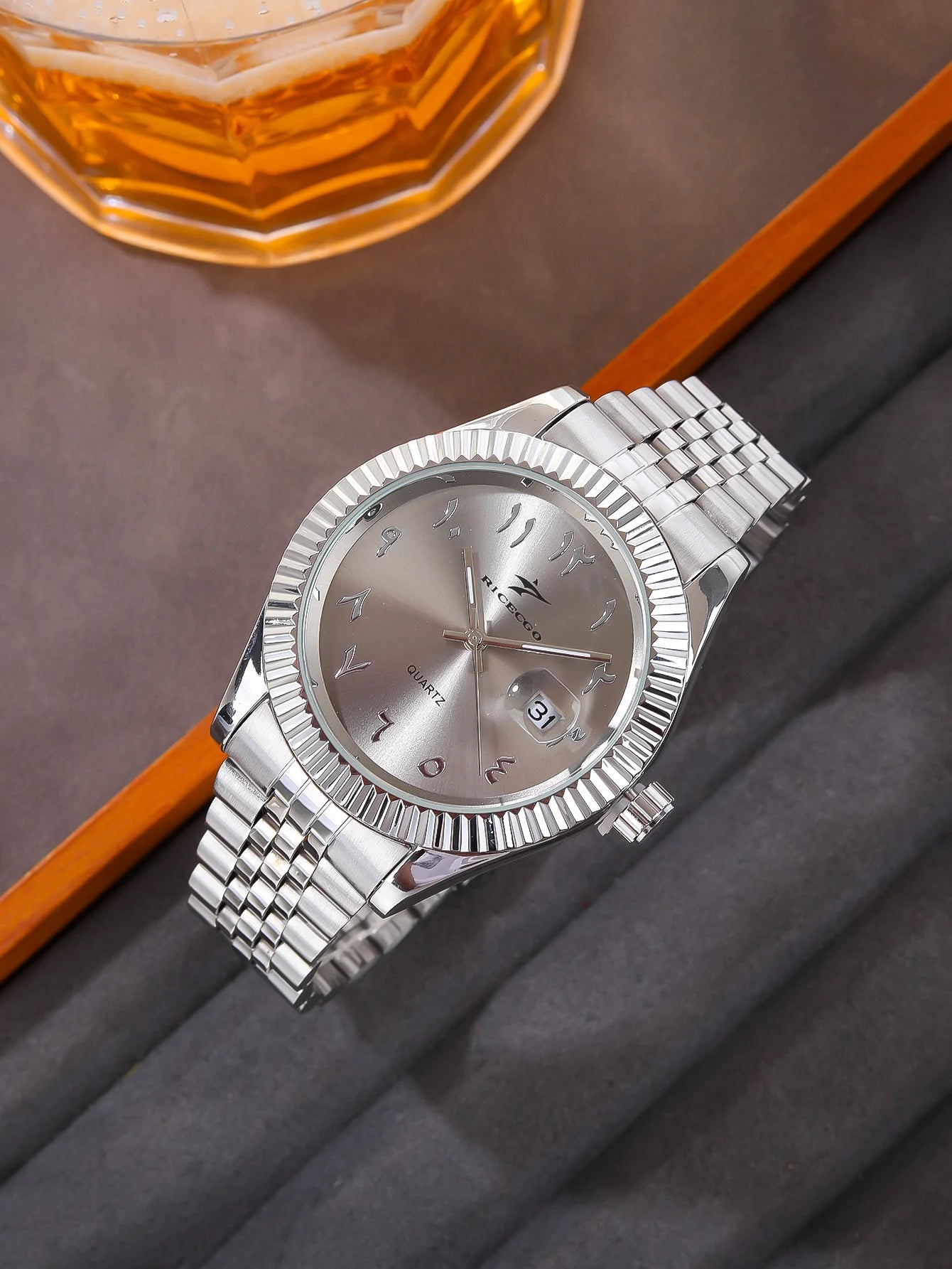 New Men Date Watches High-end Luxury Casual Calendar Stainless Steel Business WristWatch Leisure Sport WristWatch Clock
