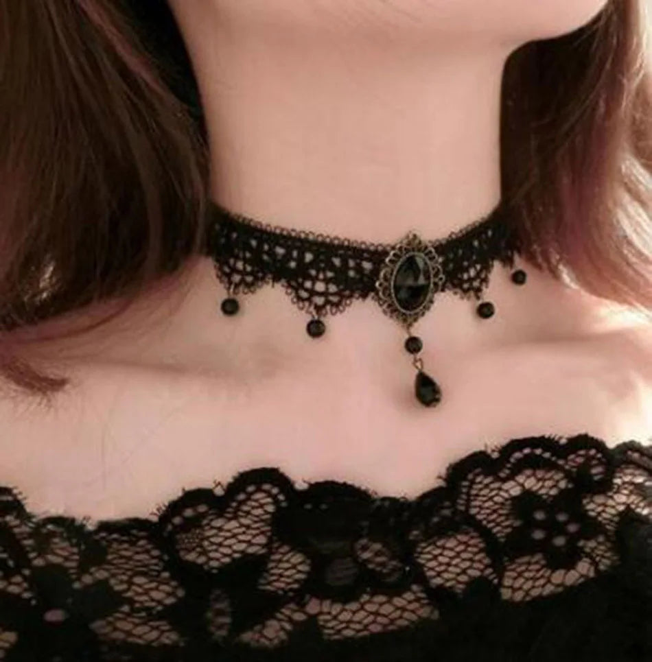 Lady Neck Jewelry Accessories Girl Lace Gothic Choker for Women Vintage Sexy Fashion Velvet Rose Beads Flower Necklace