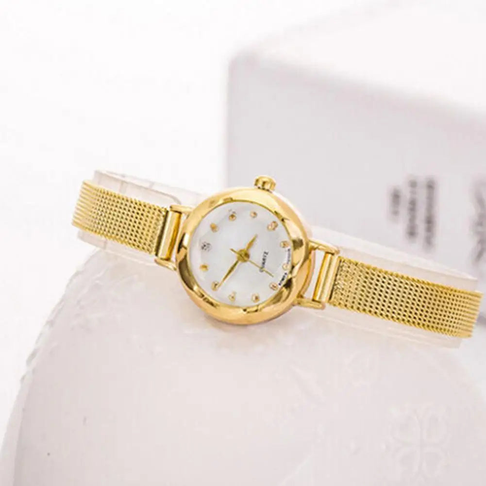 Luxury Golden Bracelet Watch Women Fashion Mesh Fine Alloy Band Rhinestone Dial Quartz Wrist Watch Casual Women Watches Clock