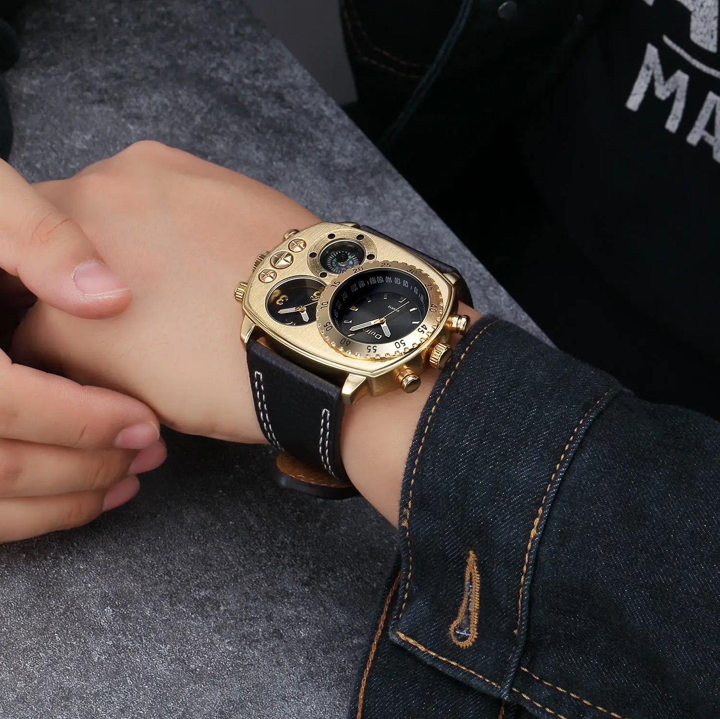 Luxury Sports Watches for Men Top Brand Casual Military Big Dial Cool Man Unique Wristwatch Male Decorative Compass Quartz Clock