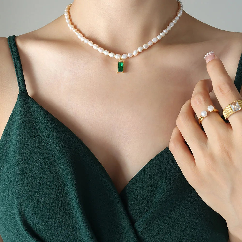 Women's Necklace Elegant Style Crystal Pendant Freshwater Pearl Collarbone Chain Stainless Steel Fashionable Versatile Jewelry