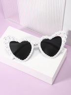 New In Luxury Fine Shimmering Love Pearl Sun Glasses Women Heart Glasses Casual Bling Sunglasses Lentes De Sol Mujer