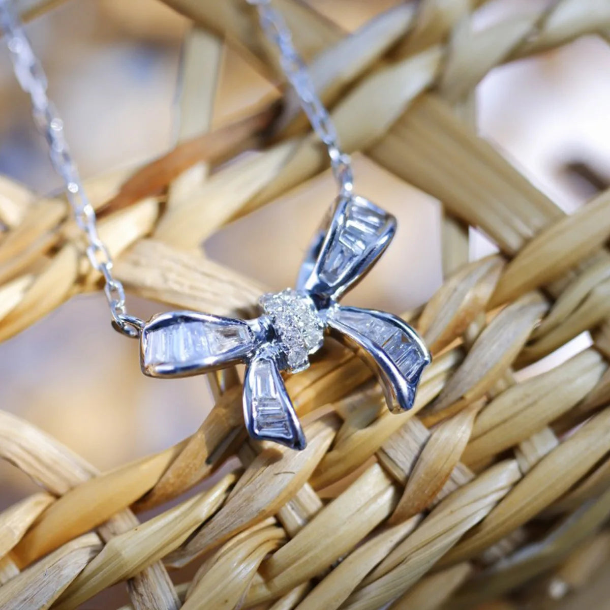 S925 Sterling Silver Women's Necklace Cute Bow Zirconia Pendant Necklace French Jewellery for Daily Wear Holiday Party Gifts