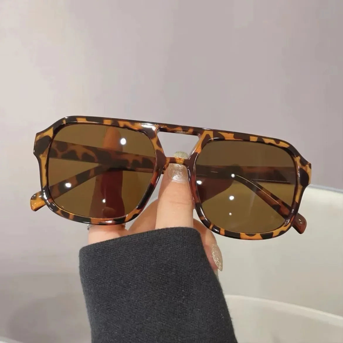 Women Brand Designer Luxury Sun Glasses Sexy Retro Cat Eye Sunglasses.