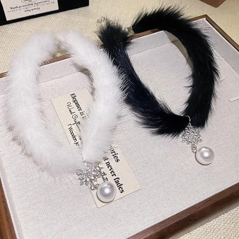 Plush Choker Neck Ring Pearl Necklace Women's Sexy Black White Furry Clavicle Chain Lolita Sweet Adjustable Neck Chains Jewelry