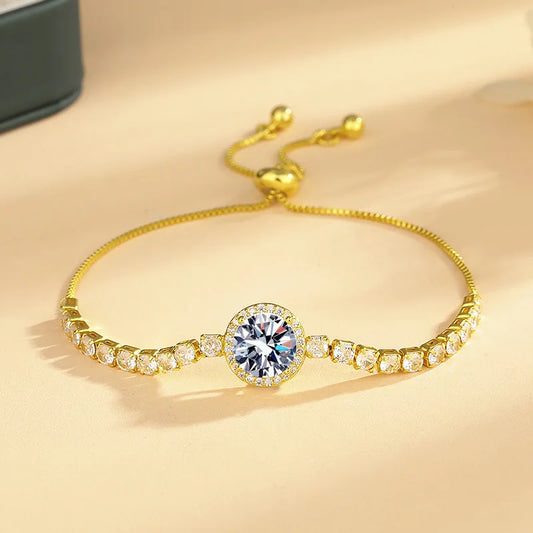 A simple luxurious women's bracelet with synthetic zircon, imitation moissanite—versatile, round-pouch, drawstring-adjustable.