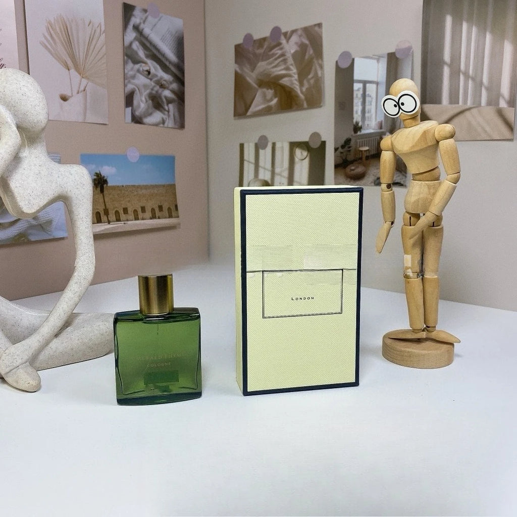 Perfume Emerald-Green Gold-Capped Eau De Cologne Sleek Square Bottled Herbal Fresh Vibrant Crisp Long-Lasting Fragrance Spray