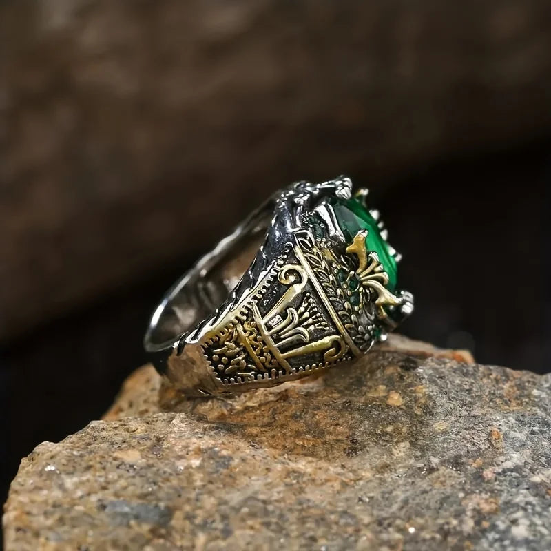 New men's luxury ring personalized retro domineering green gemstone domineering ring to attend the banquet party jewelry daily w