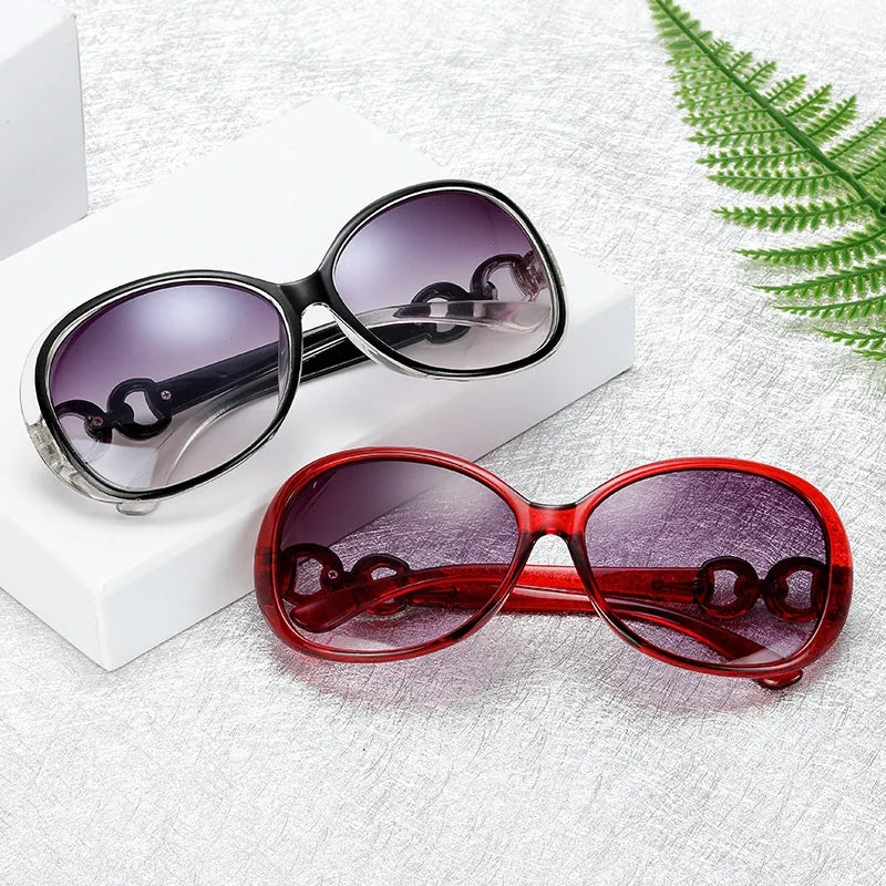 Luxury Sunglasses for Women Brand Design Full Star Sun Glasses Female Mirror Retro Square Ladies Eyewear UV400 Driving Shopping