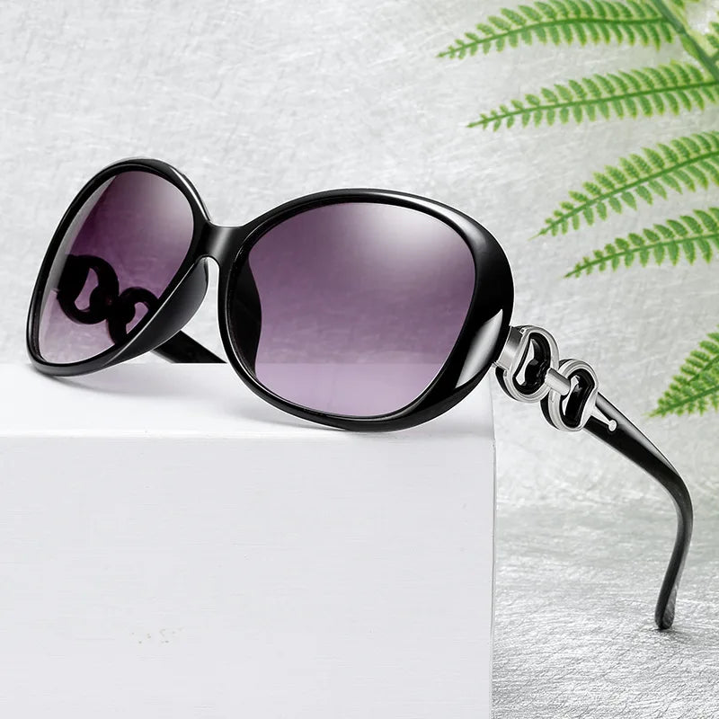 Luxury Sunglasses for Women Brand Design Full Star Sun Glasses Female Mirror Retro Square Ladies Eyewear UV400 Driving Shopping
