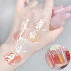 Lightweight and plump lip balm with a glossy mirror finish. The glass lips are moisturized and moisturized with lip oil