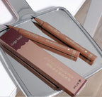 Eyeliner liquid pen is smooth, fast drying, waterproof, durable, not easy to smudge, and very thin eyeliner pen