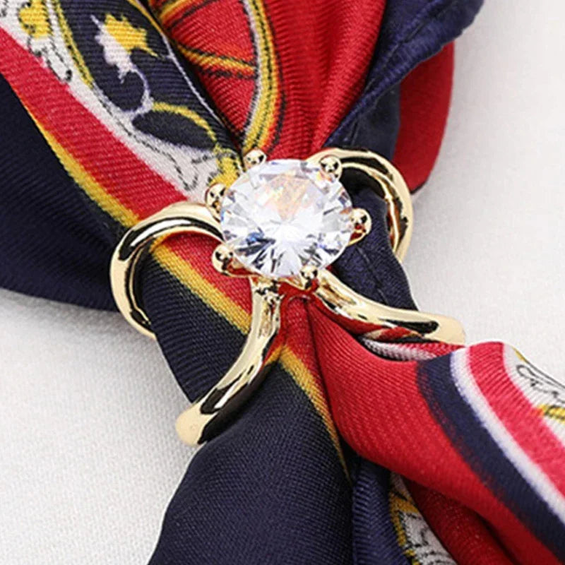 Accessories Gifts Concise Fashion X Shape Metal Brooches for Women Simple Cross Crystal Scarf Clip Bow Buckle Holder Shawls