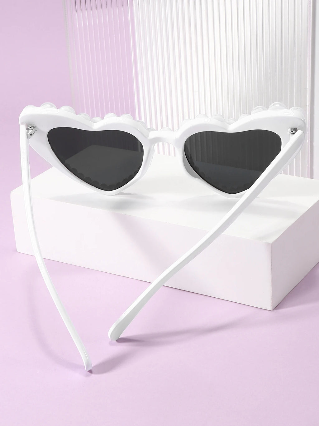 New In Luxury Fine Shimmering Love Pearl Sun Glasses Women Heart Glasses Casual Bling Sunglasses Lentes De Sol Mujer