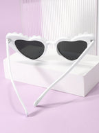 New In Luxury Fine Shimmering Love Pearl Sun Glasses Women Heart Glasses Casual Bling Sunglasses Lentes De Sol Mujer