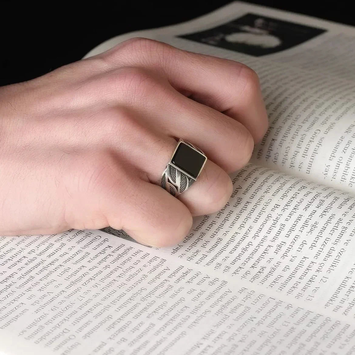 Minimalist and Fashionable Men's Ring Rings for Men Anillo Hombre Кольцо Anillo Bague Acier Inoxydable Luxury Mens Ring