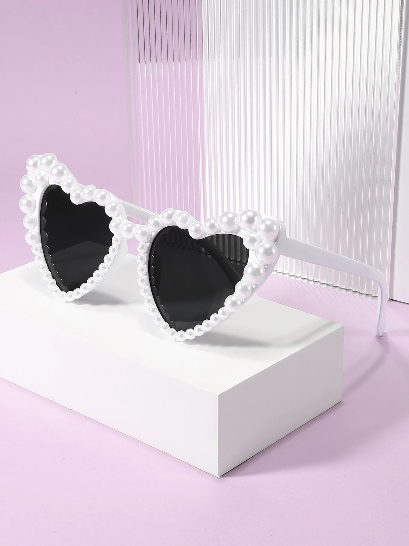 New In Luxury Fine Shimmering Love Pearl Sun Glasses Women Heart Glasses Casual Bling Sunglasses Lentes De Sol Mujer