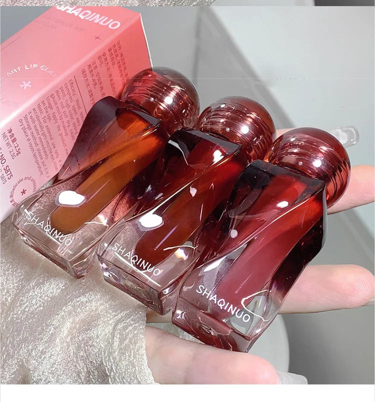 Artistic Soft Mist Mousse Lip Glaze Velvet Matte Lipstick Holding Makeup Not Easy to Sticky Cosmetics Lipstick