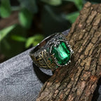 New men's luxury ring personalized retro domineering green gemstone domineering ring to attend the banquet party jewelry daily w