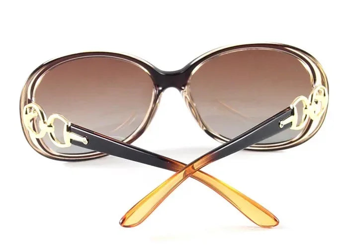 Luxury Sunglasses for Women Brand Design Full Star Sun Glasses Female Mirror Retro Square Ladies Eyewear UV400 Driving Shopping