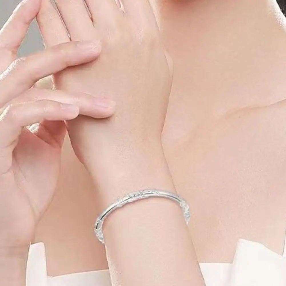 Luxury Shiny Full-blown Flowers Bracelet For Women Original Texture Adjustable Solid Bracelets Light Luxury Party Jewelry