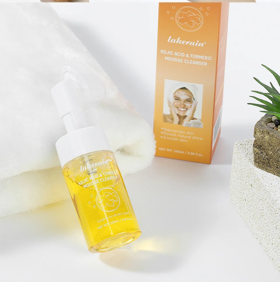 Turmeric Cleansing Mousse Exfoliating Hydrating Mild Non-Irritating Cleansing Moisturizing Soothing Foaming Facial Wash