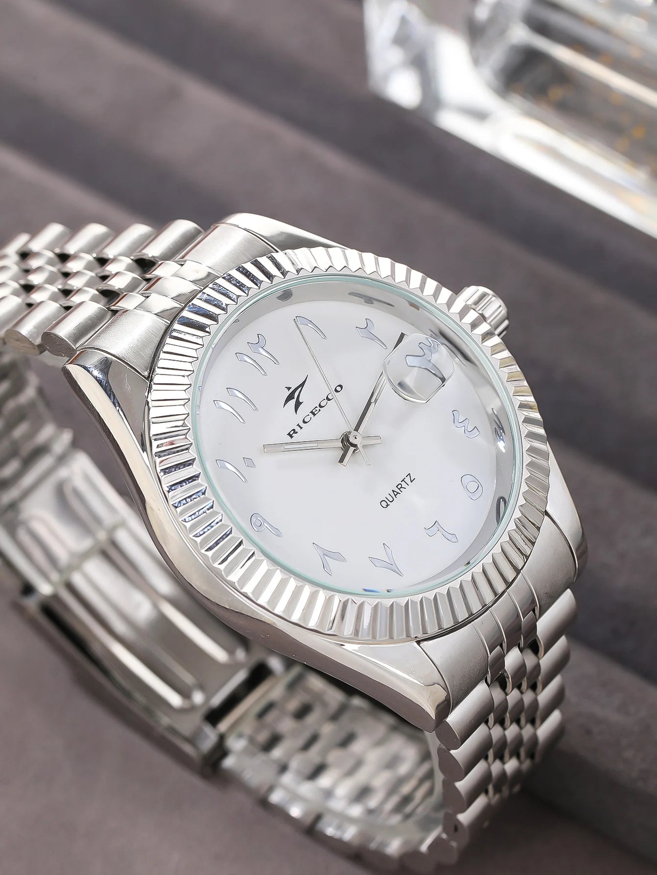New Men Date Watches High-end Luxury Casual Calendar Stainless Steel Business WristWatch Leisure Sport WristWatch Clock